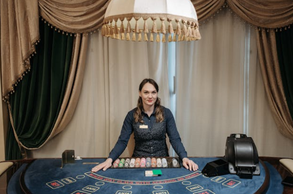 Read more about the article Real Money Online Casinos: What Canadians Should Know First